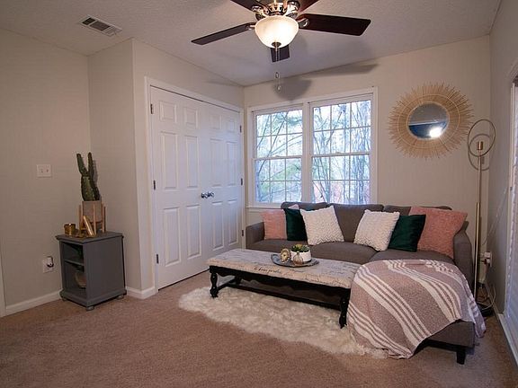 Greenview Drive 30.jpg